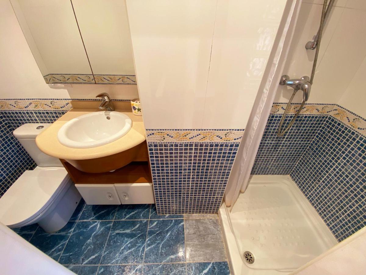 Apartament Gran Amb Parquing A 5 Min Del Centre 卡莱利亚德帕拉弗鲁赫尔 外观 照片