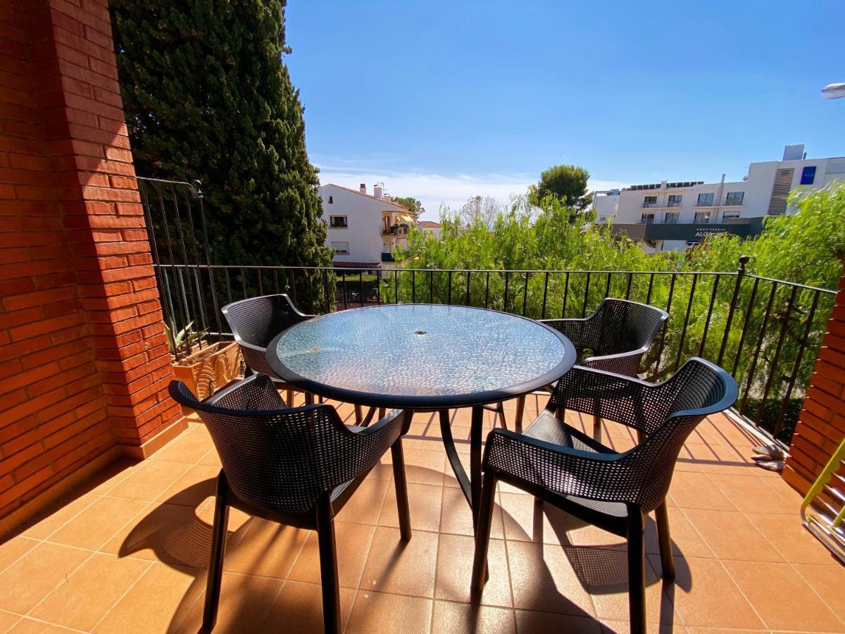 Apartament Gran Amb Parquing A 5 Min Del Centre 卡莱利亚德帕拉弗鲁赫尔 外观 照片