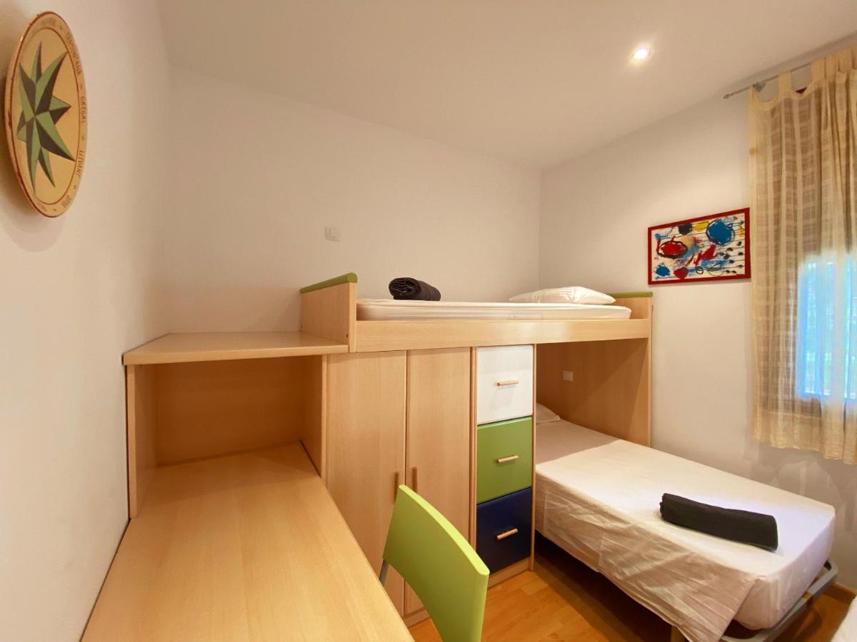 Apartament Gran Amb Parquing A 5 Min Del Centre 卡莱利亚德帕拉弗鲁赫尔 外观 照片